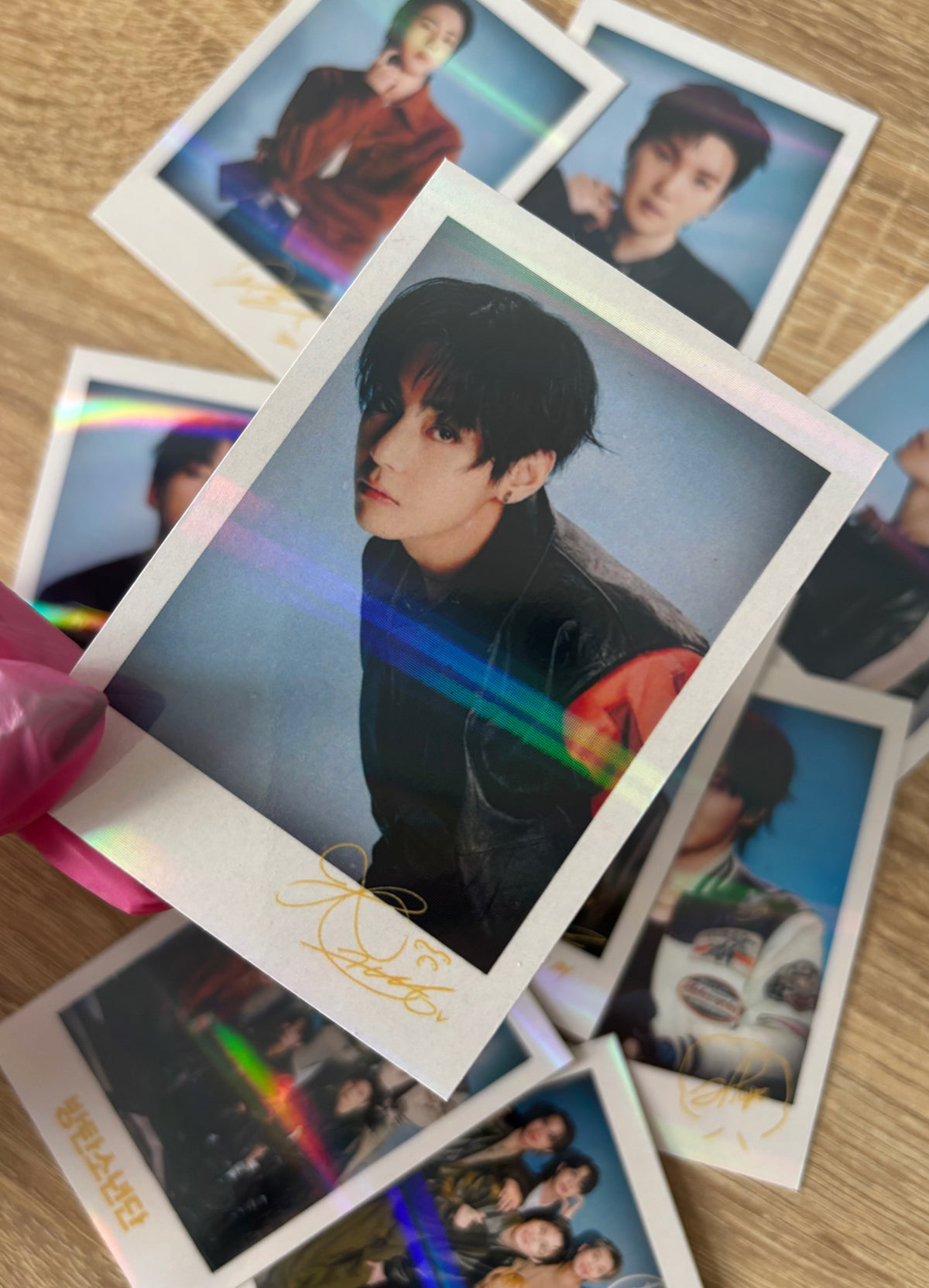 BTS - Holograficzne polaroidy