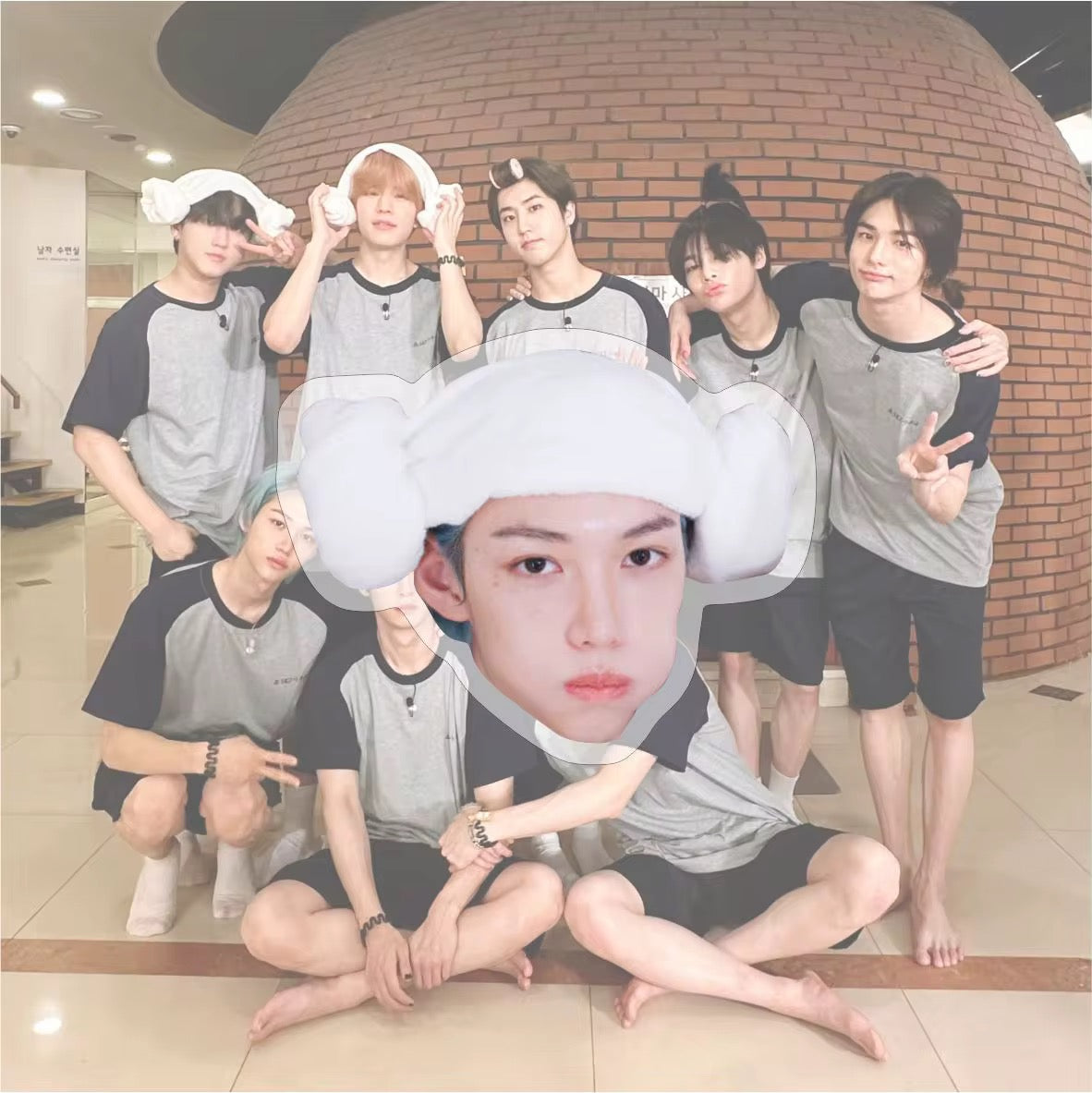 Stray Kids - Phone Holder