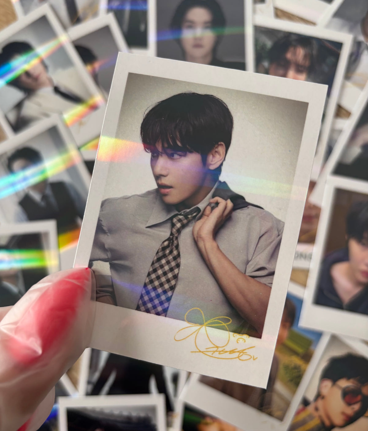 BTS Taehyung - Polaroids holographiques