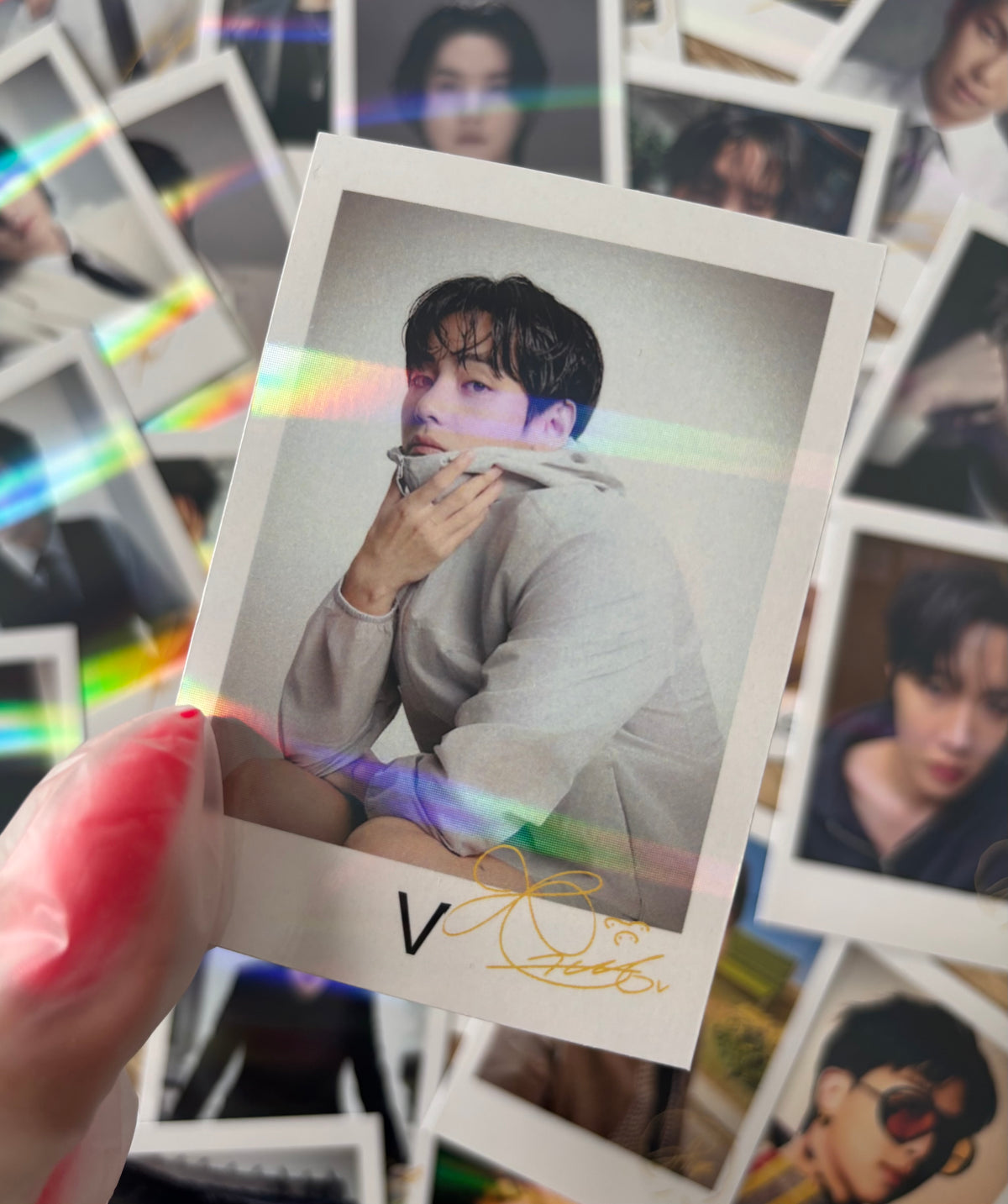 BTS Taehyung - Polaroids holographiques