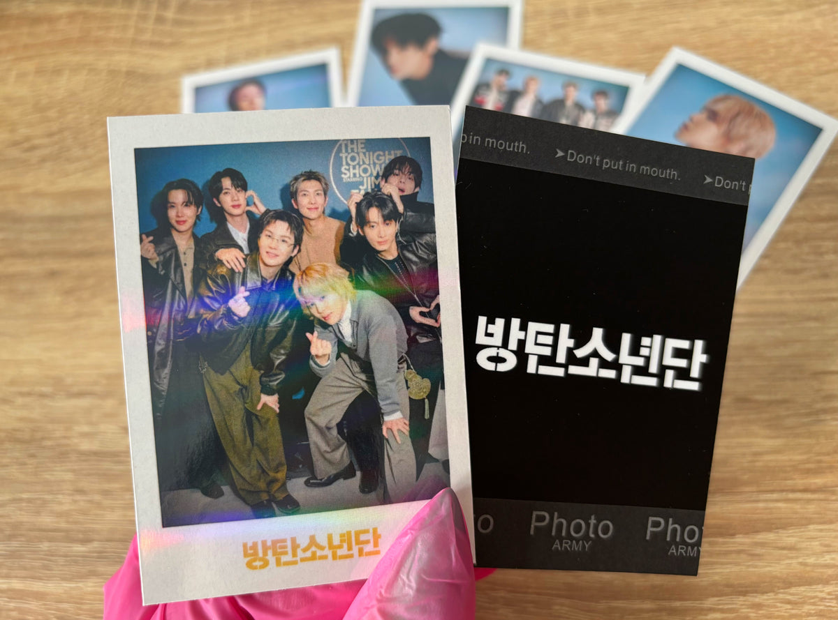 BTS - Holograficzne polaroidy