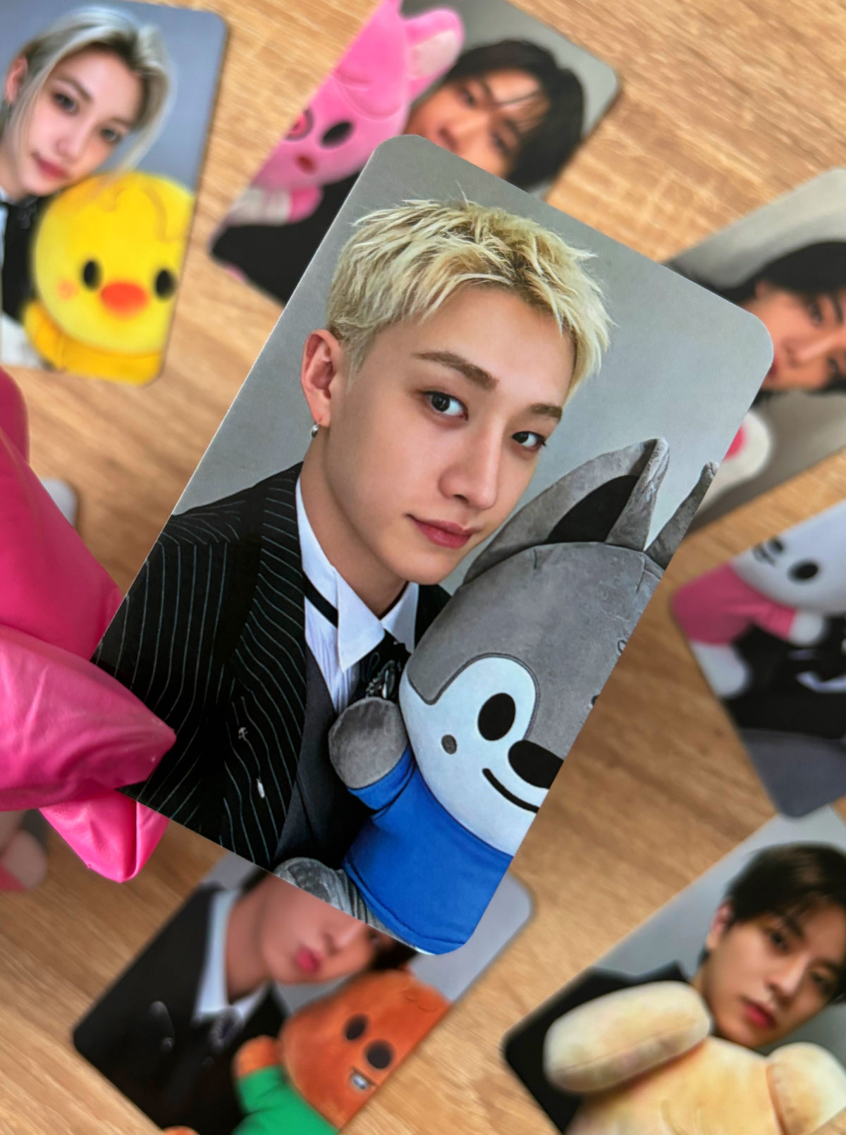 Stray Kids - „SKZOO Everywhere All Around the World” [photocards]