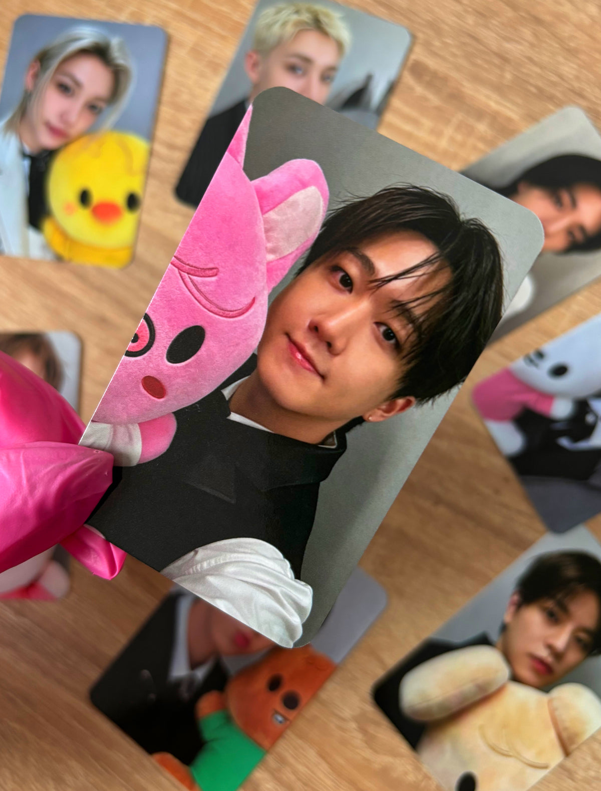 Stray Kids - „SKZOO Everywhere All Around the World” [photocards]