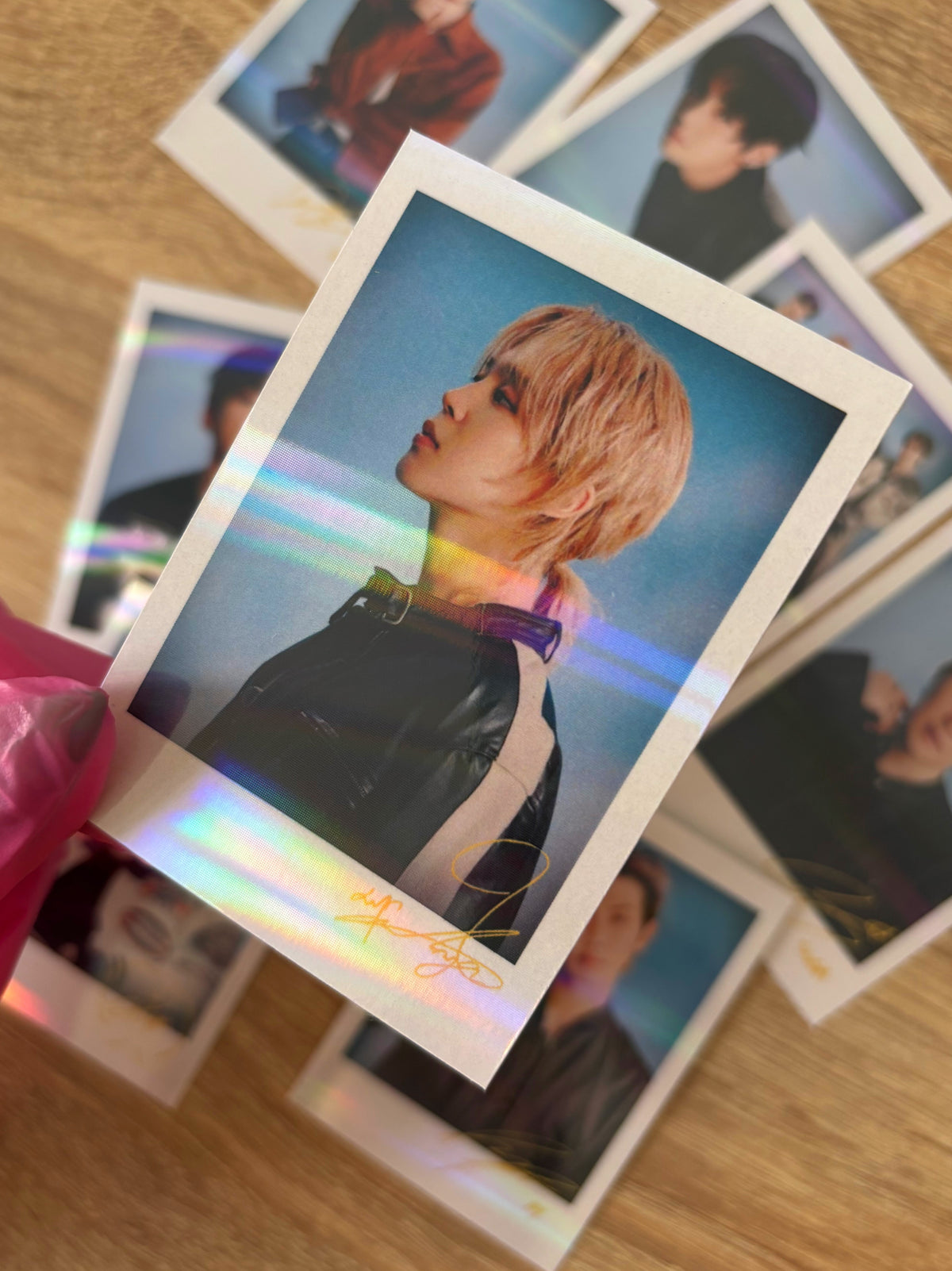 BTS - Holograficzne polaroidy