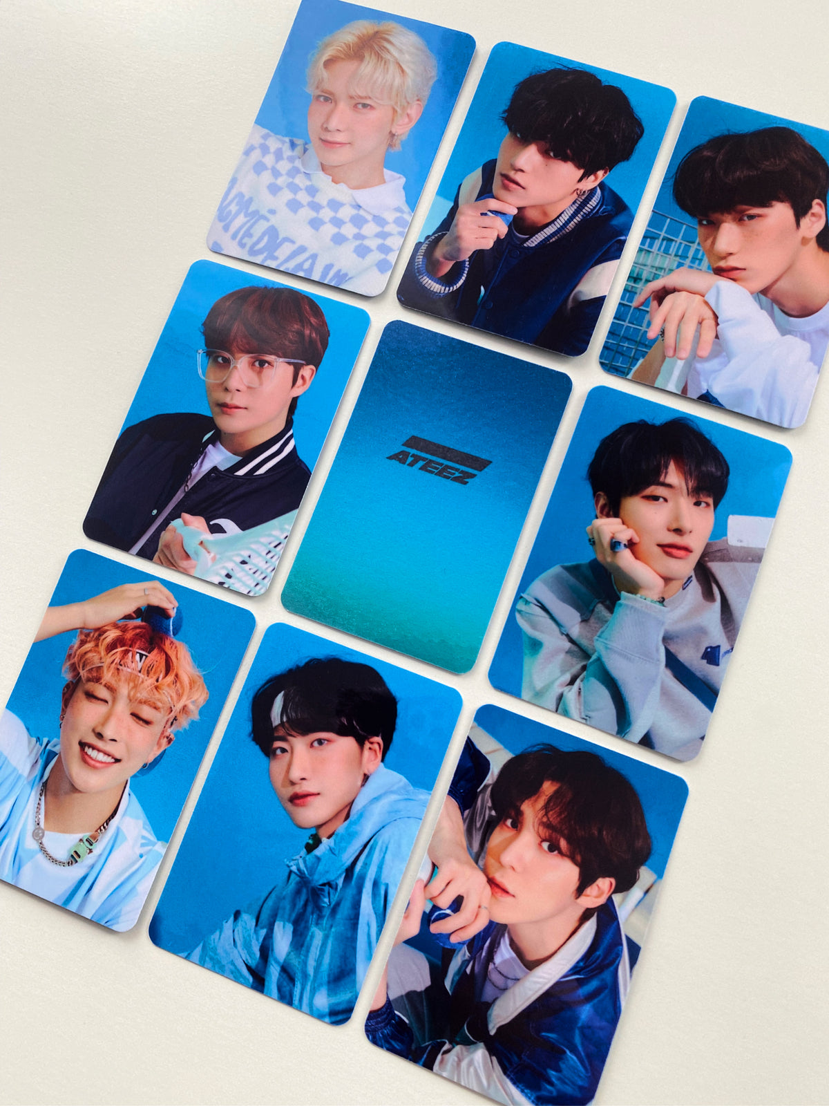 ATEEZ - CAPRI [posters & photocards]