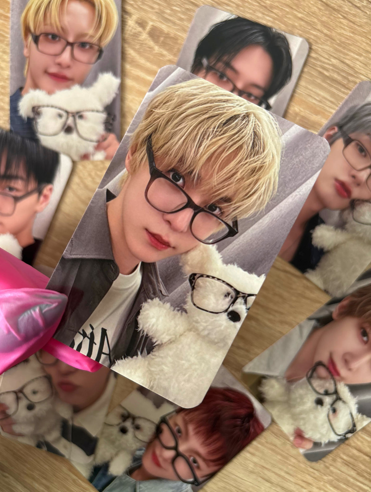 ATEEZ - Golden Hour Pt 5 Luckydraw Puppy and Pin Vers [photocards]