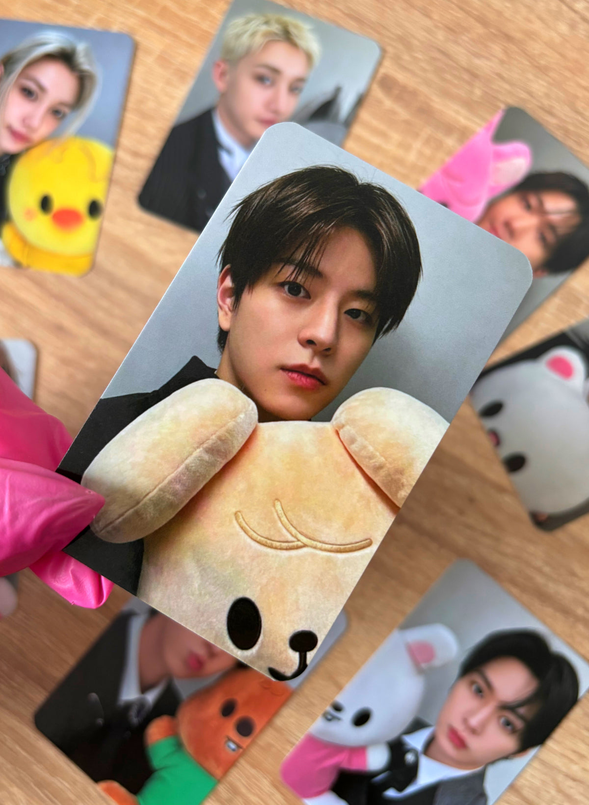 Stray Kids - „SKZOO Everywhere All Around the World” [photocards]