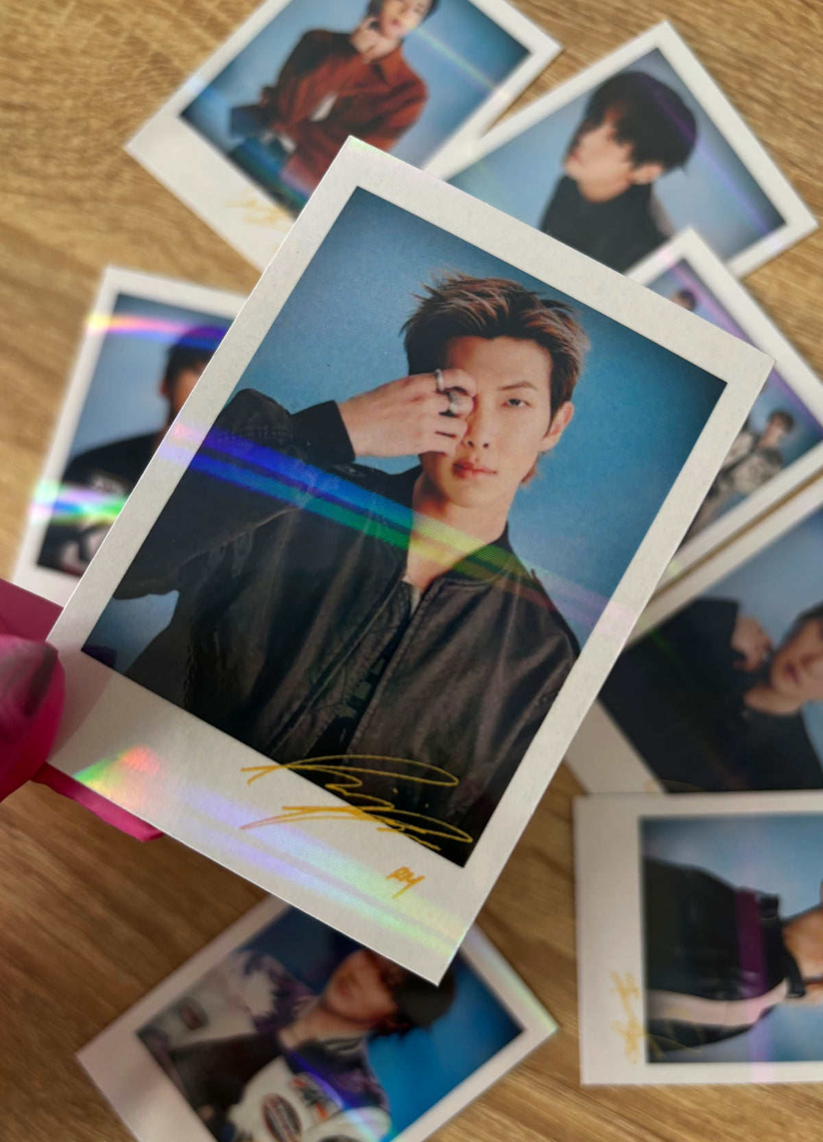 BTS - Holograficzne polaroidy
