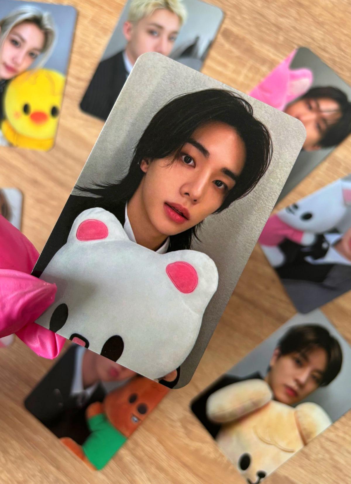 Stray Kids - „SKZOO Everywhere All Around the World” [photocards]