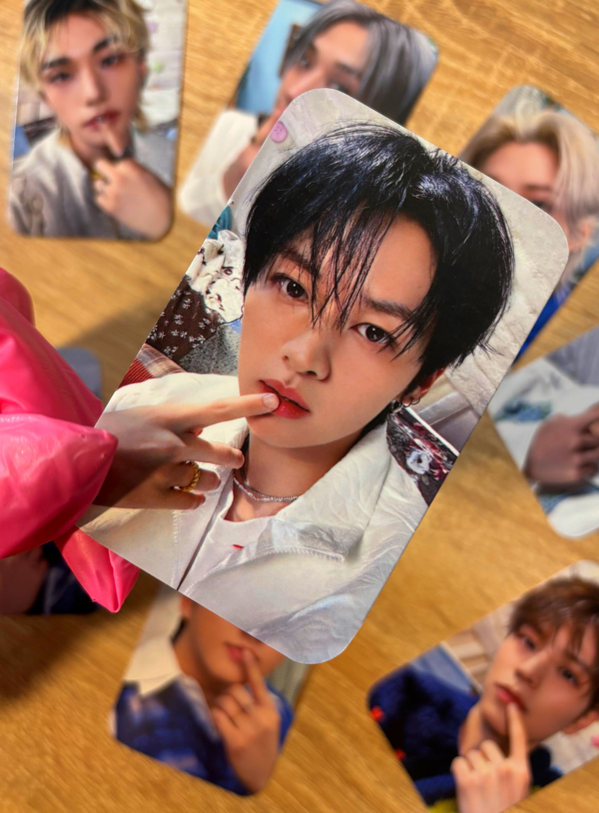 Stray Kids - *Stay In OUR LITTLE HOUSE* [photocards]