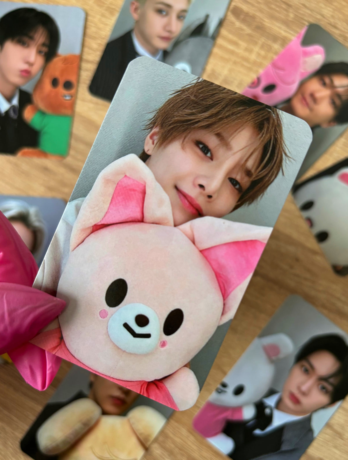 Stray Kids - „SKZOO Everywhere All Around the World” [photocards]
