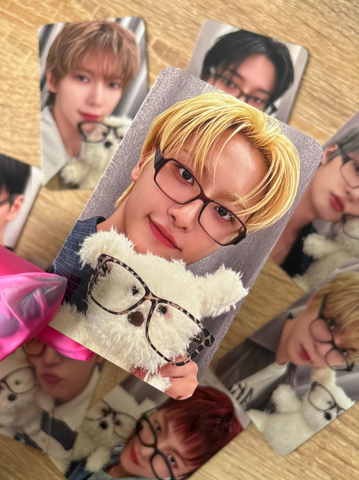 ATEEZ - Golden Hour Pt 5 Luckydraw Puppy and Pin Vers [photocards]