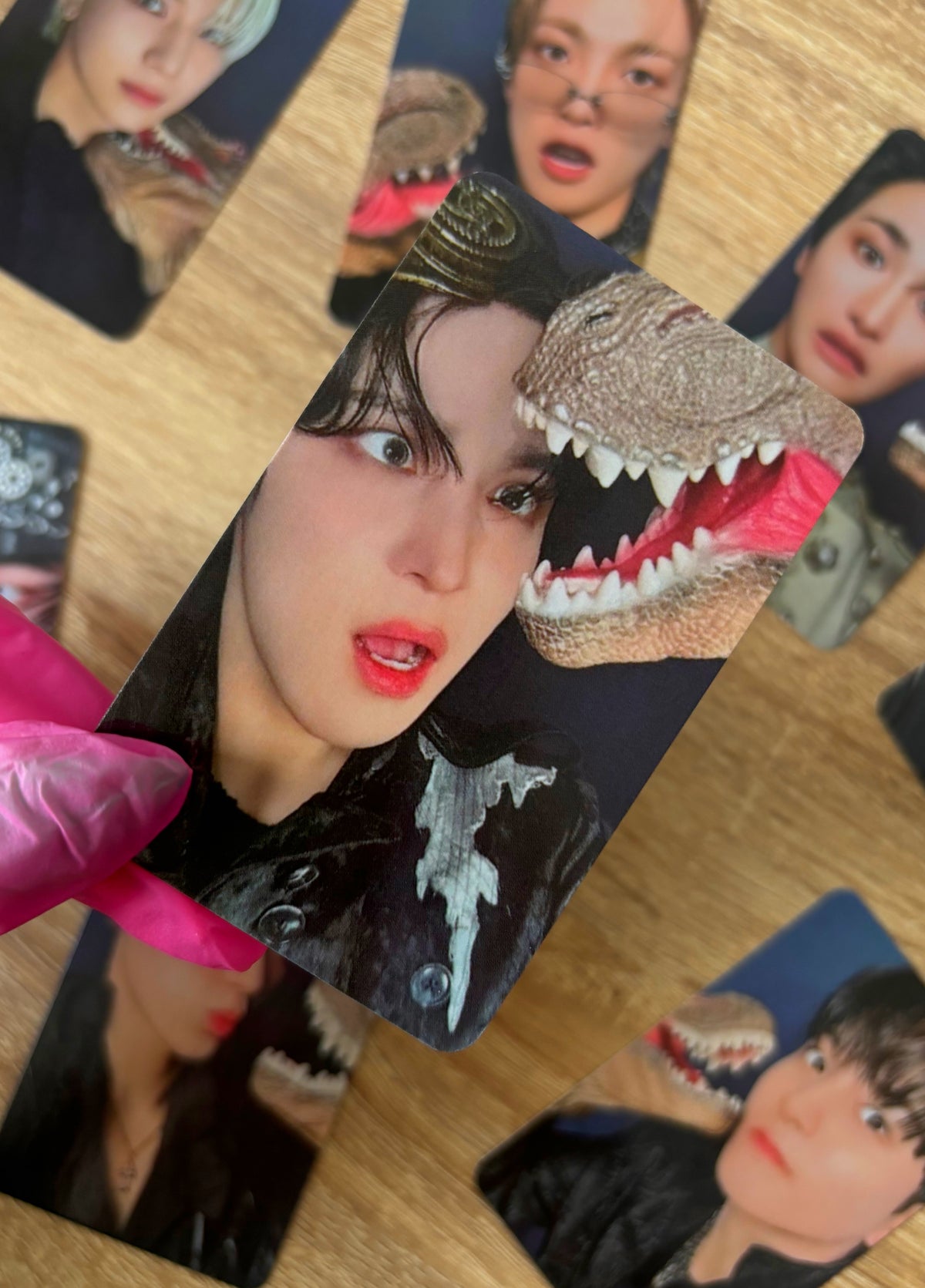 ATEEZ- Golden Hour Pt 4 Dinosaur Vers. [photocards]