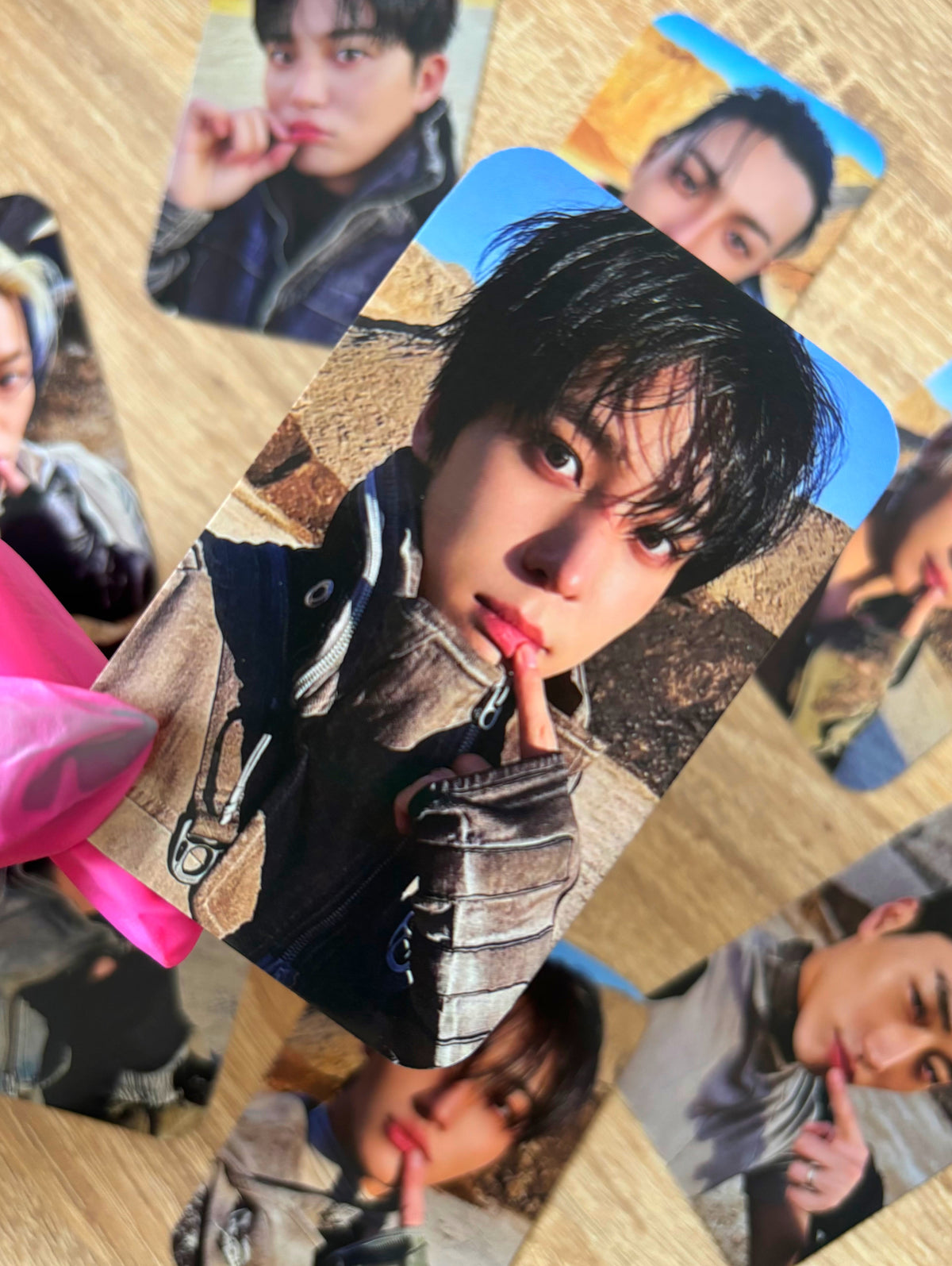 ATEEZ - GOLDEN HOUR Part. 4 Álbum [fotocards]