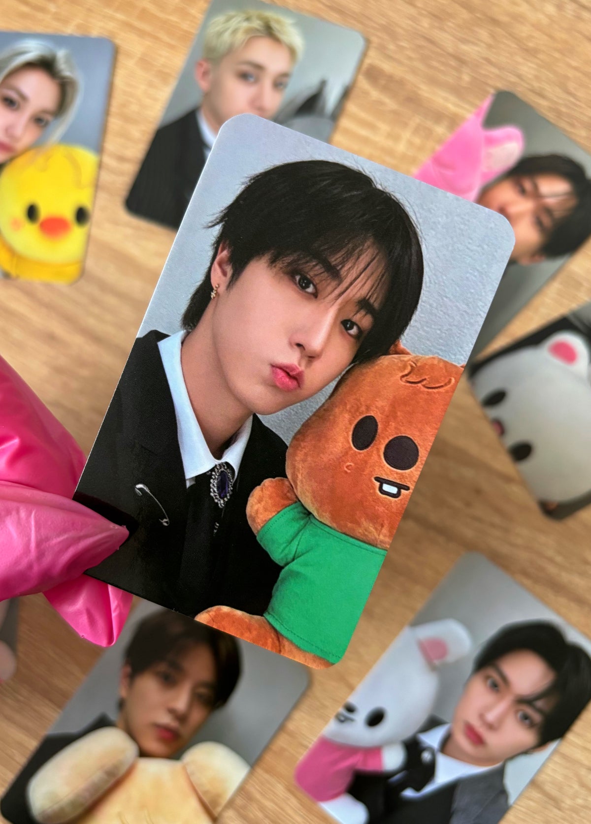 Stray Kids - „SKZOO Everywhere All Around the World” [photocards]