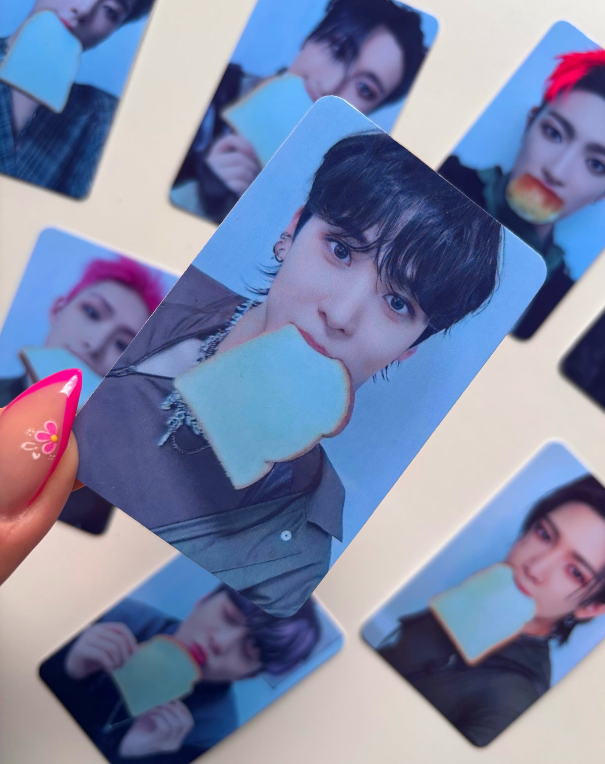 ATEEZ - The World Ep2 Outlaw [photocards]