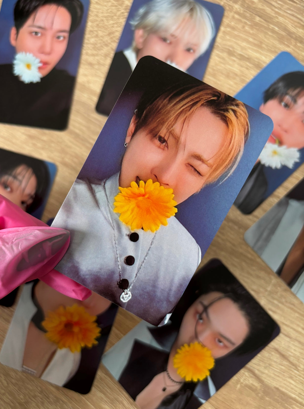 ATEEZ - Golden Hour Pt 4 AM Pob  Flower Vers [photocards]