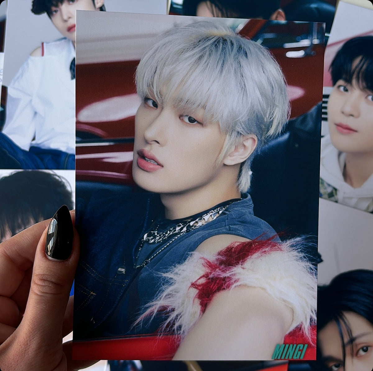 ATEEZ - HAPPYB JAPAN [posters]