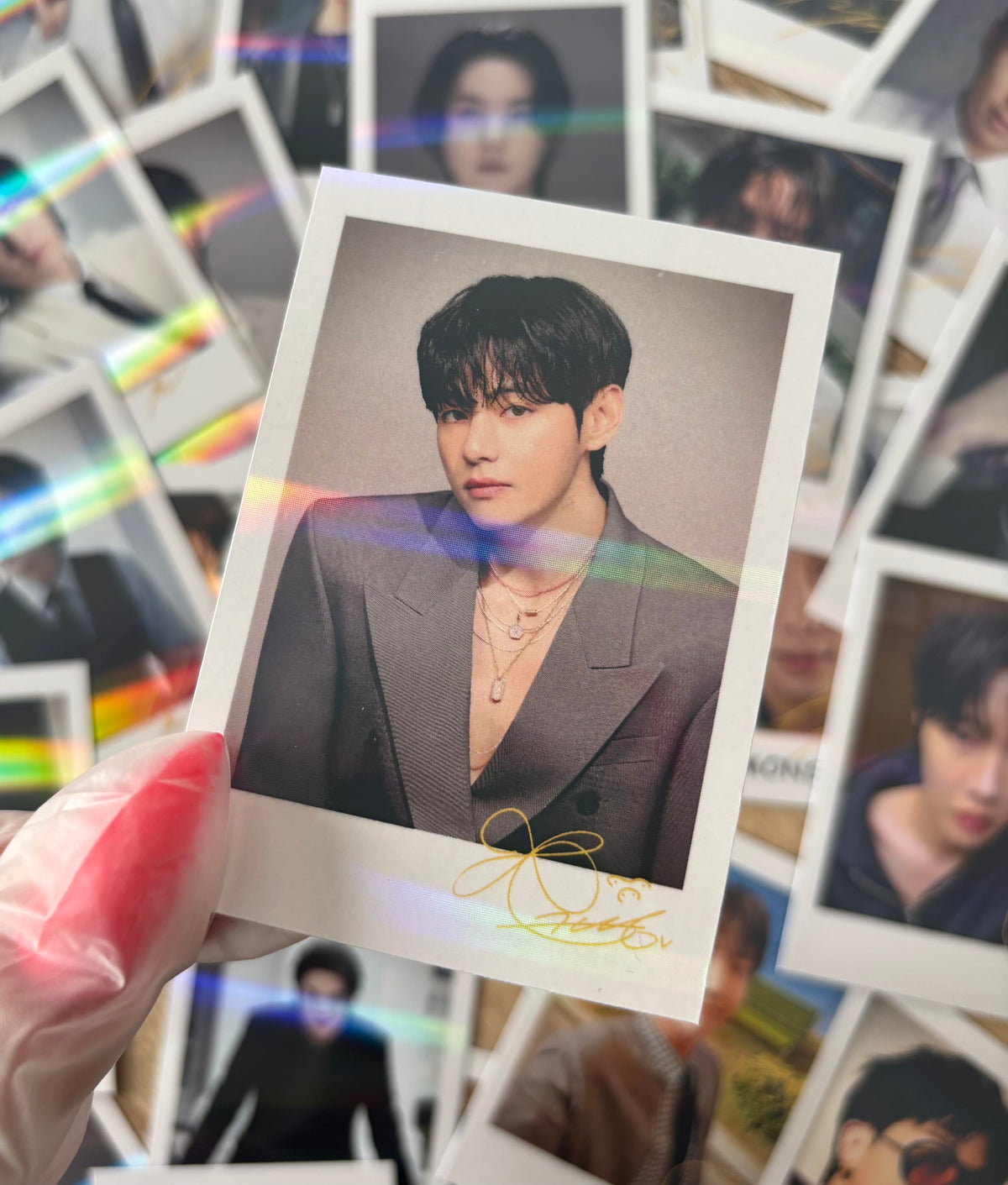 BTS Taehyung - Polaroids holographiques