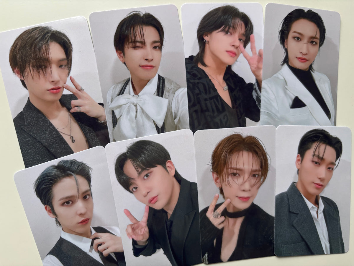 ATEEZ [photocards]
