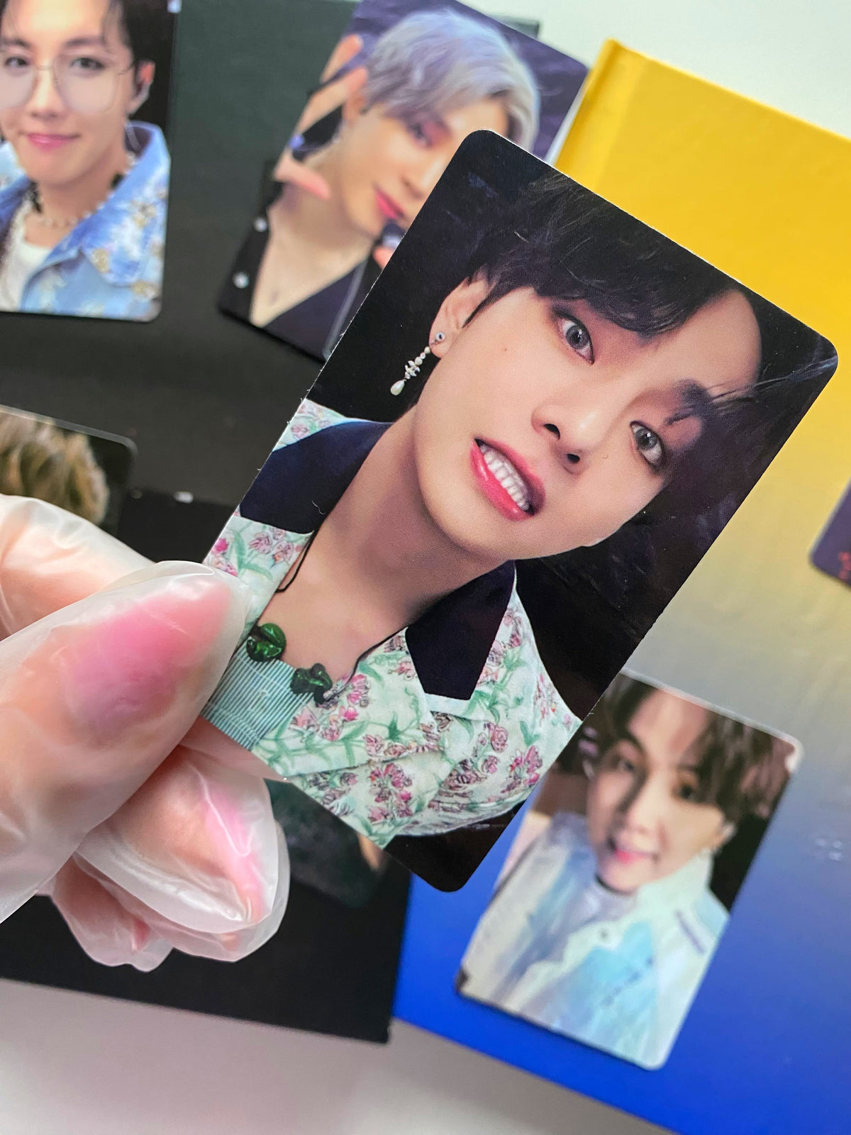 BTS - Map Of The Soul ONE Blu-ray & DVD [photocards]