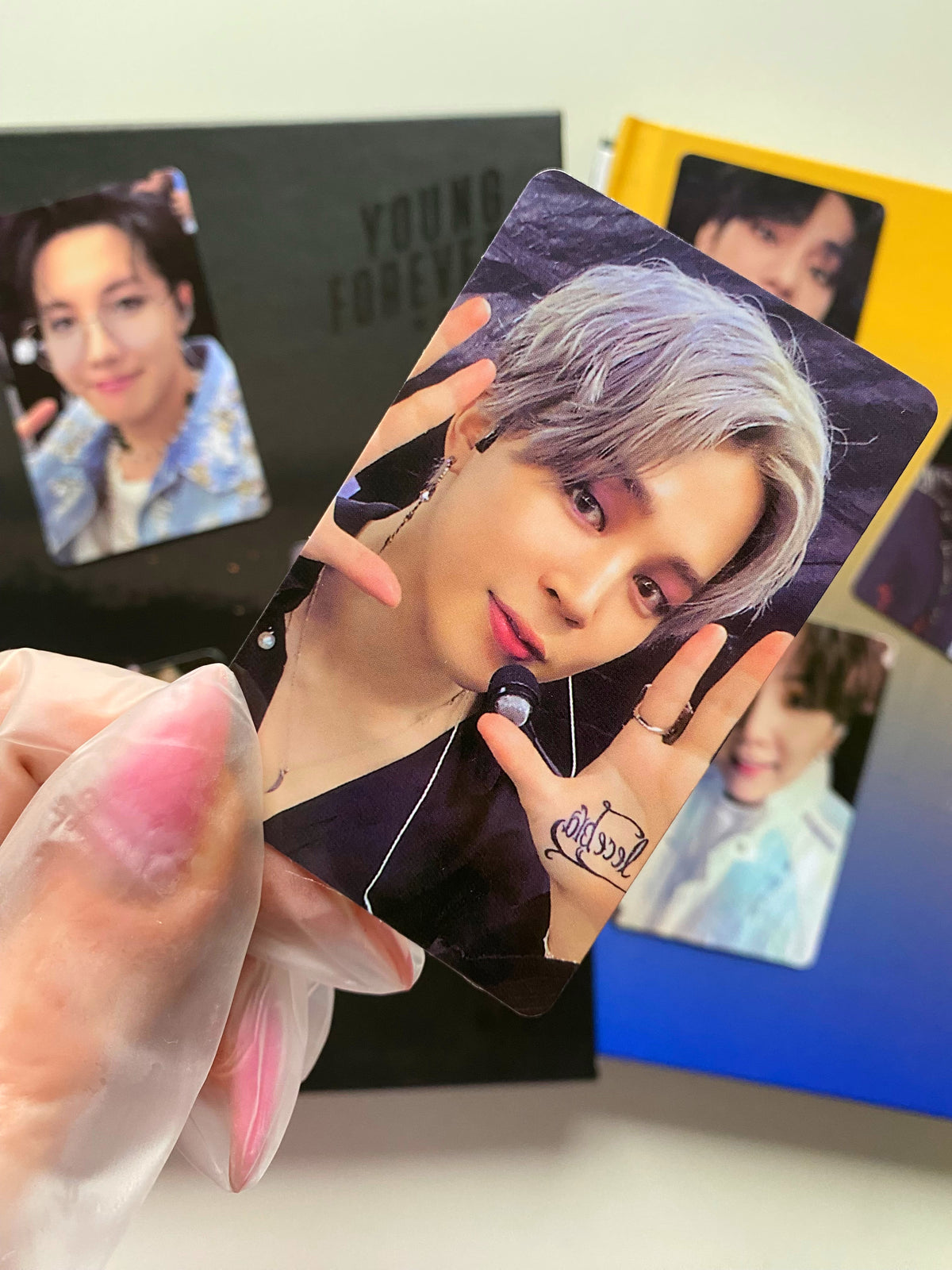 BTS - Map Of The Soul ONE Blu-ray & DVD [photocards]
