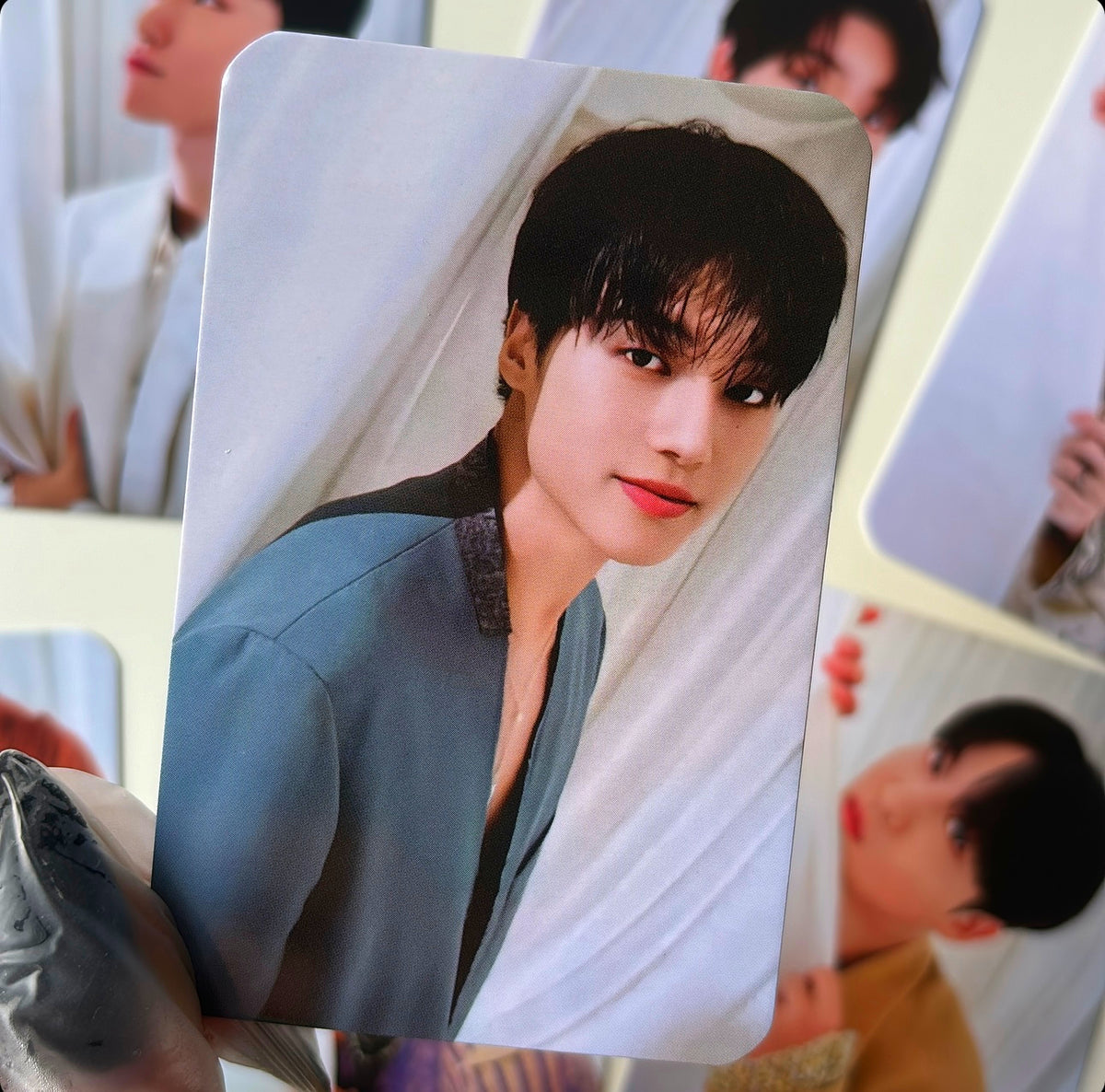 ATEEZ - Golden Hour blue hour ver [photocards]