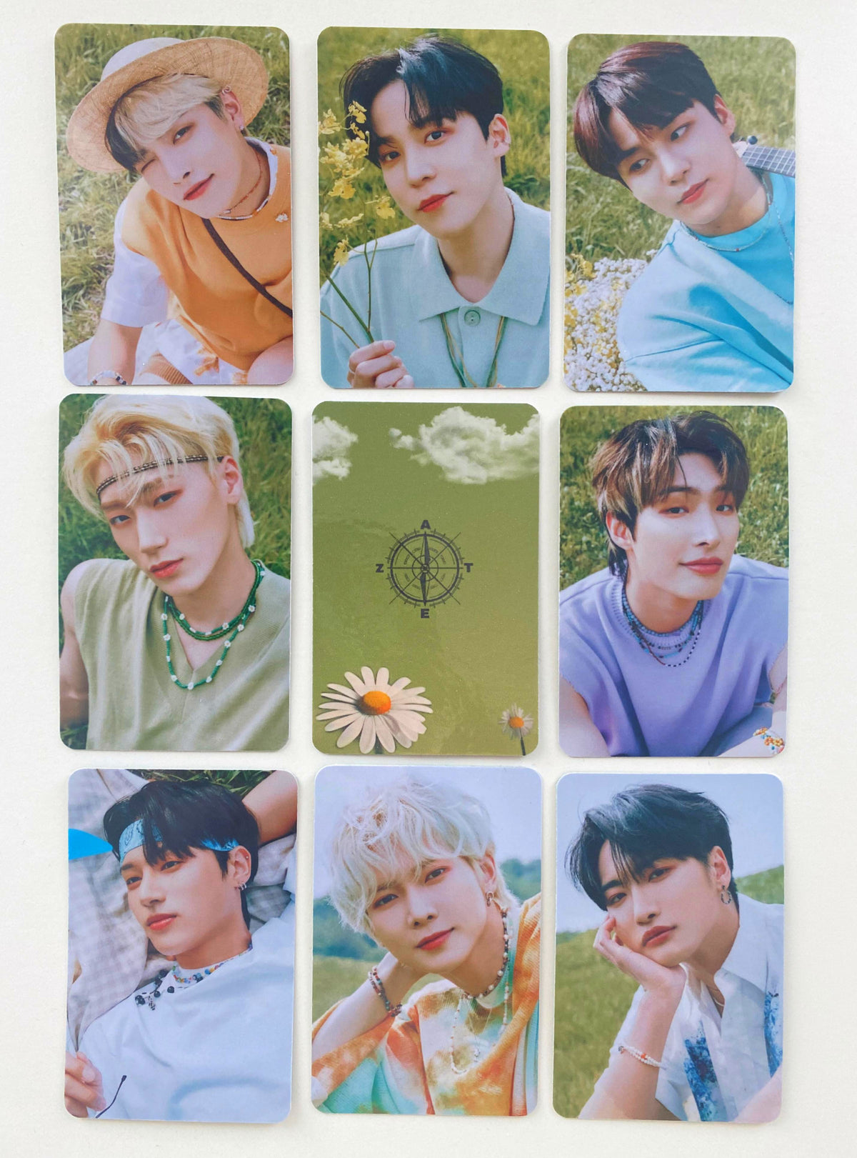 ATEEZ – Summer Photobook 2022 [karty fotograficzne]