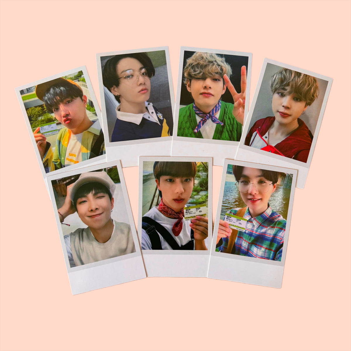 BTS - Saludos de temporada 2021 [polaroids]