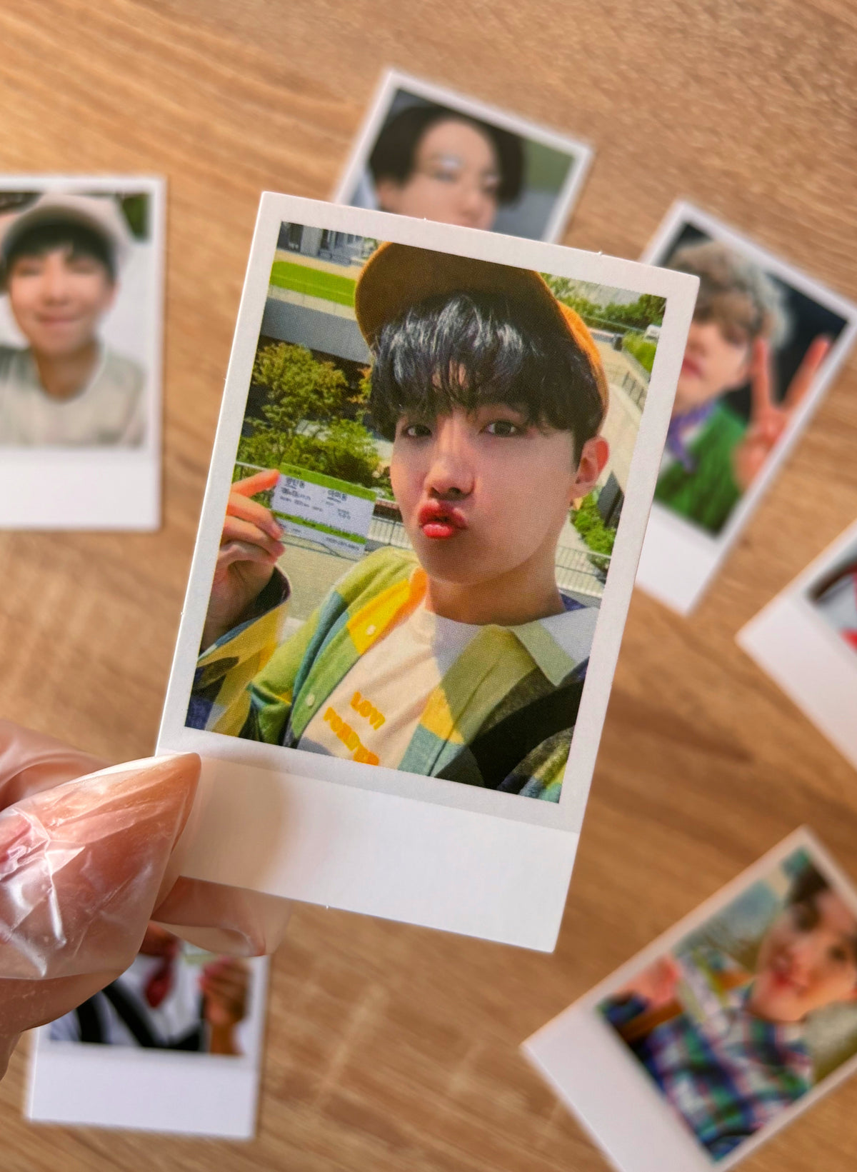 BTS - Saludos de temporada 2021 [polaroids]