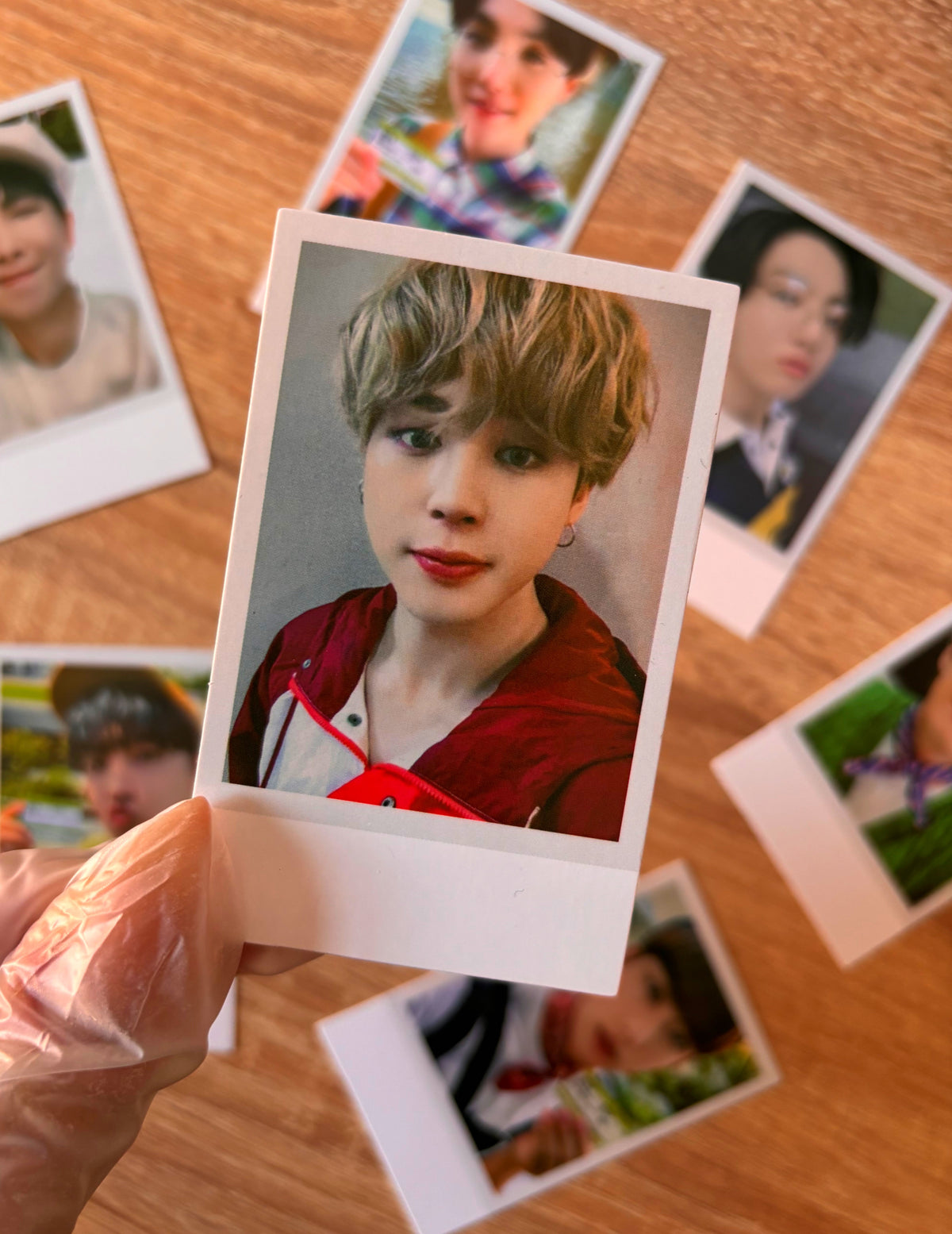 BTS - Saludos de temporada 2021 [polaroids]