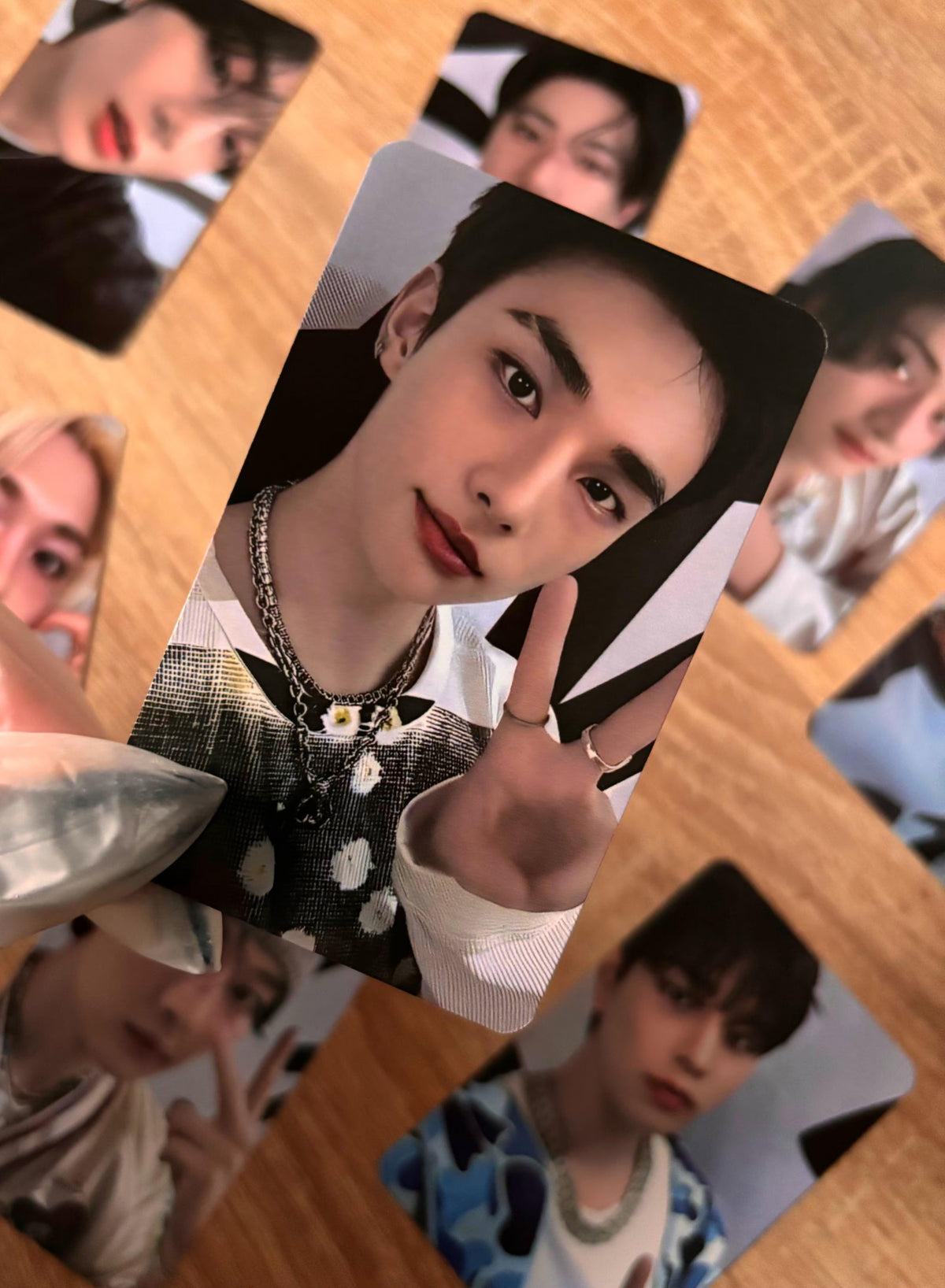Stray Kids - dominATE celebrATE STAYZONE [photocards]