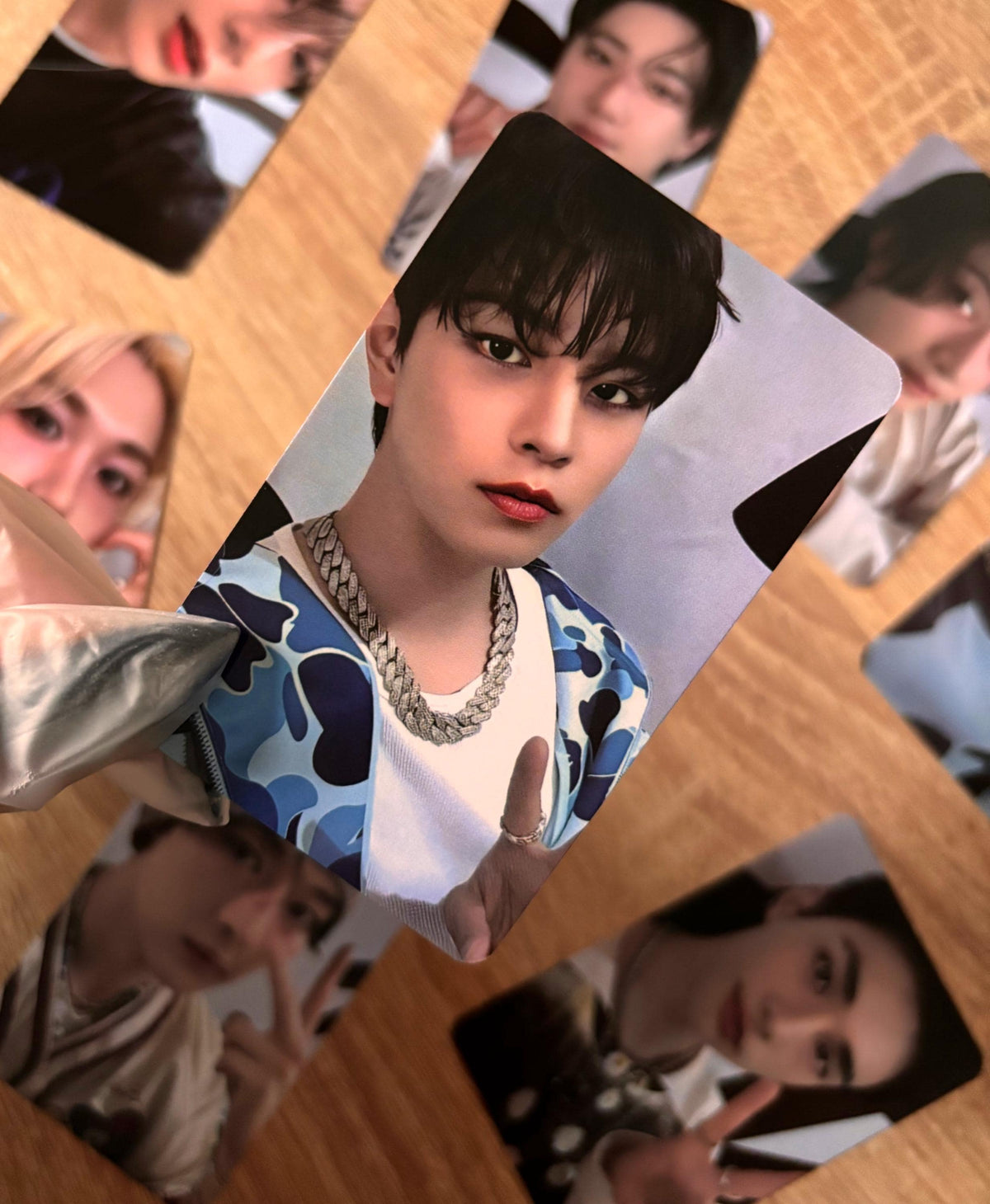 Stray Kids - dominATE celebrATE STAYZONE [photocards]